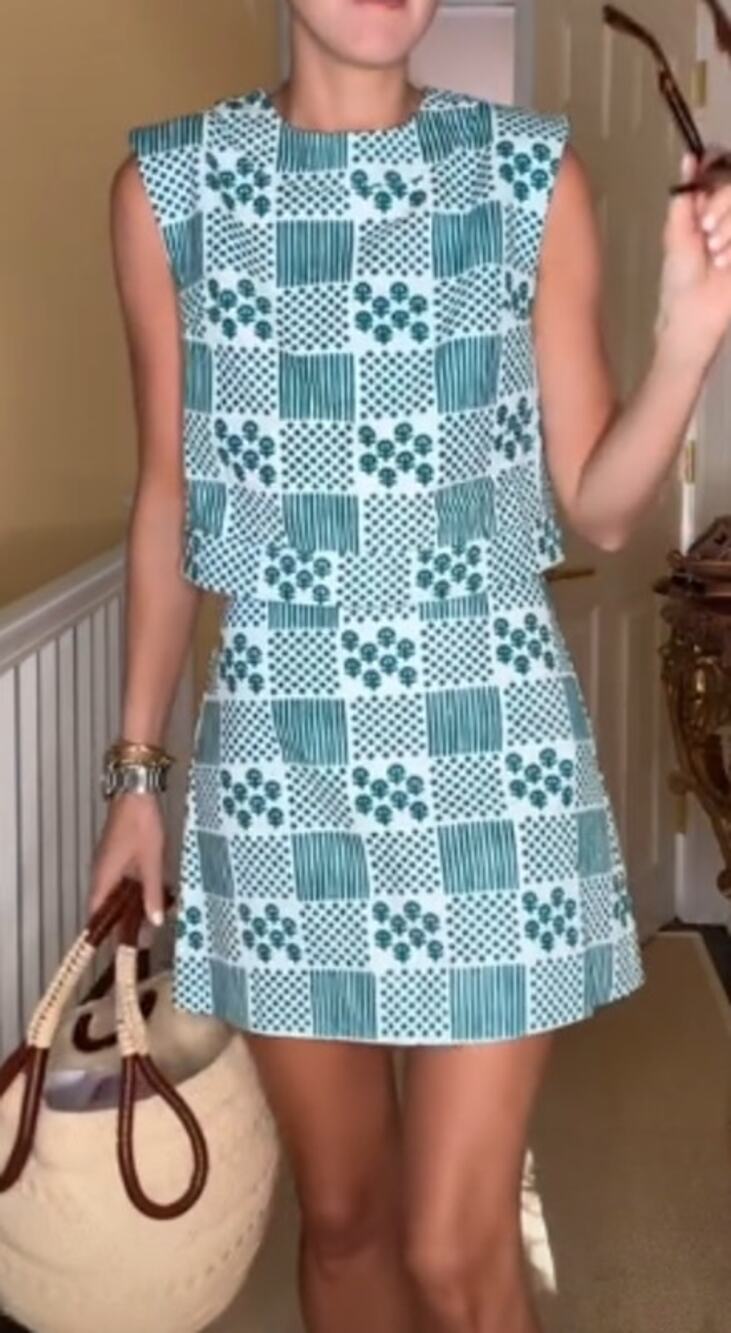 Julia Amory Gidget Green Print Mini Skirt Sz. M